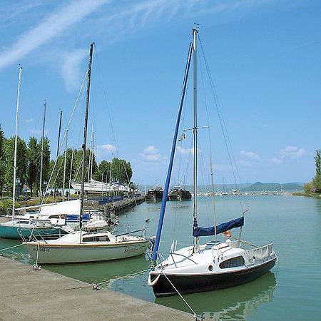 Legkondicionalt, Erkelyes Szoba, Privat Fuerdovel A Balatonon Kőröshegy Zewnętrze zdjęcie